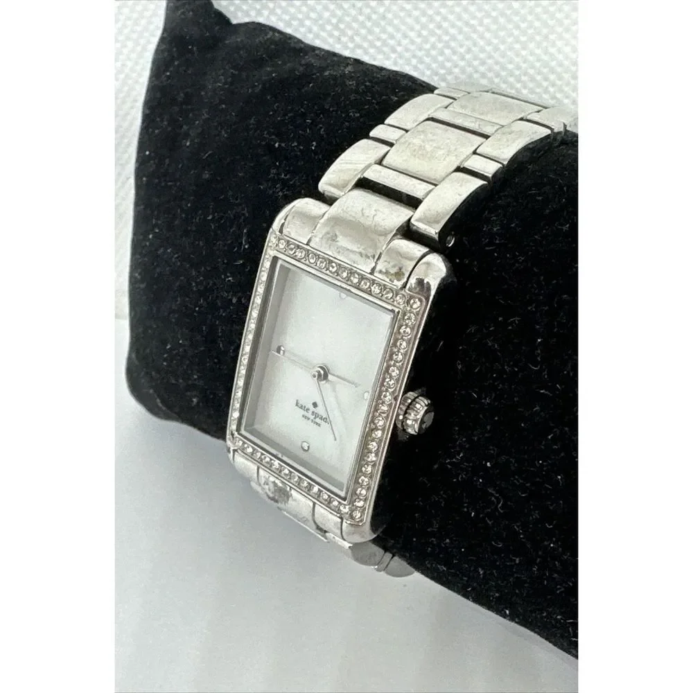 Kate Spade New York Women's Silver Stainless Steel Analog Dial Quartz Watch NUL9
